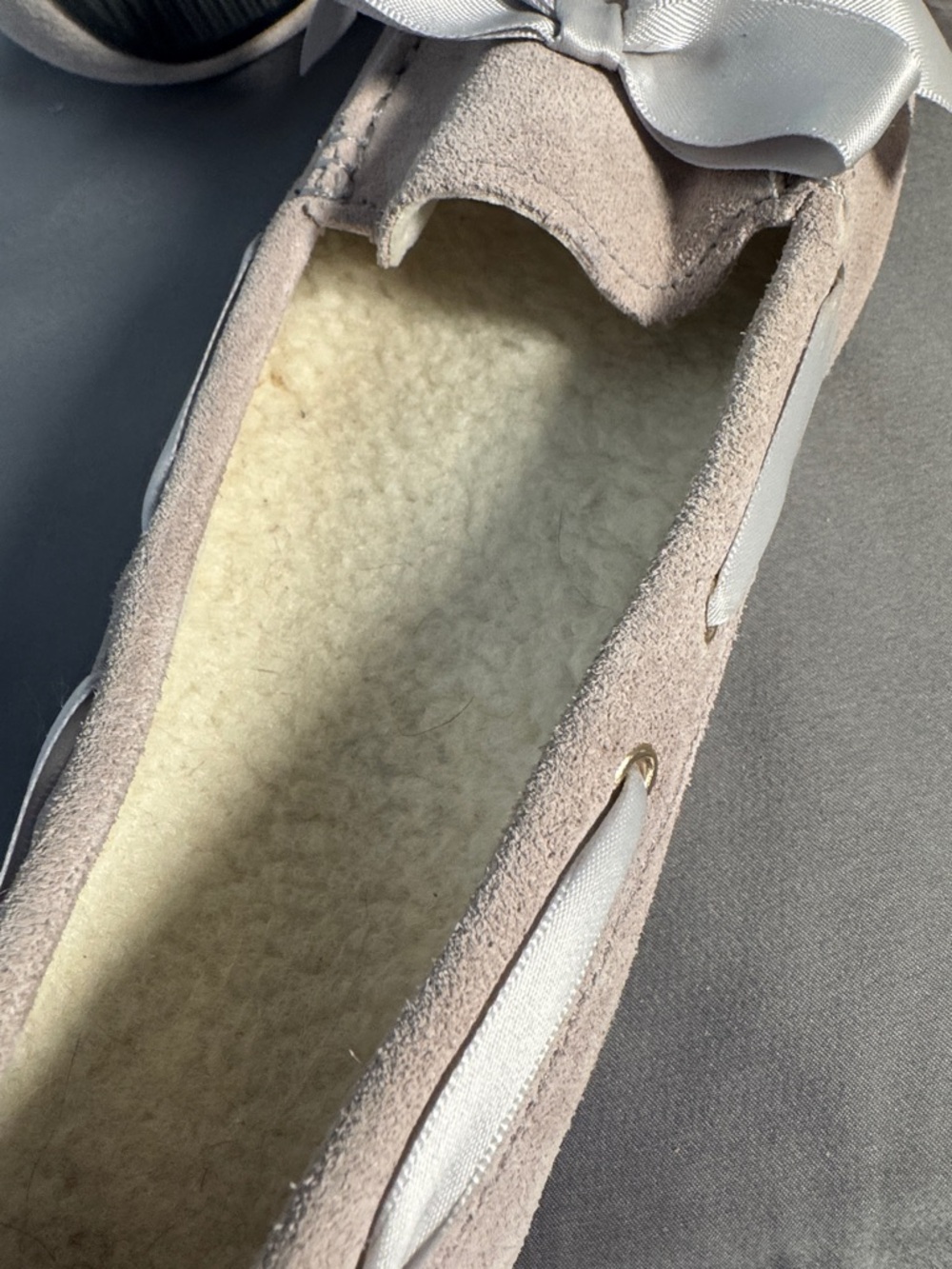 Women's Suede Bow Loafers in Light beige - Picture 8 of 10